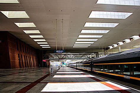 拉萨火车站:拉萨火车站时刻表,拉萨火车站乘车指南