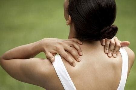 背部异常疼痛，不只是累的！小心5种疾病已到访，及时检查__凤凰网