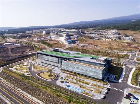 绿地集团拿下的韩国首个外资医院执照，面临吊销风险_凤凰网