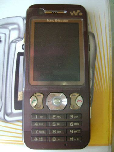 Sony Ericsson P1 pictures, official photos