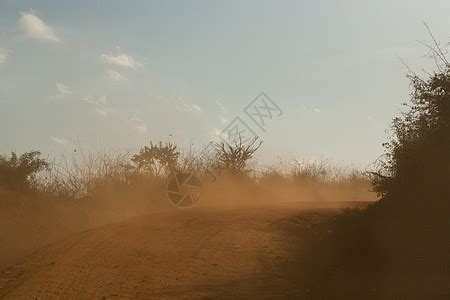 飞扬的尘土元素PNG图片素材下载_尘土PNG_熊猫办公