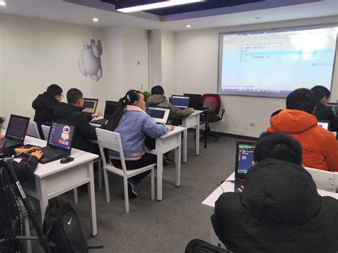 上海Python青少年编程主题课学费_青少年编程培训价格_上海趣编程-培训帮