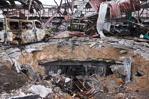 掘客发现乌克兰废弃基地和大量全战备坦克 - 2018年7月17日, 俄罗斯卫星通讯社