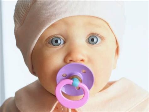 美国宝宝都用安抚奶嘴，他们的儿医是怎么说的？