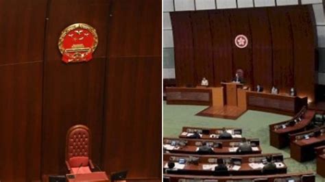 香港立法会会议厅改挂国徽 特首将为新一届立法会议员监誓_凤凰网