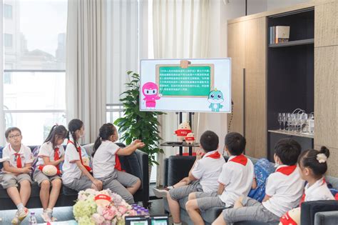 上海市网络举报宣传月开展“进企业”活动，为企业、师生之间搭建绿色桥梁