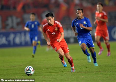中国队2:1逆转泰国队 闯进亚洲杯8强（图）_国内_新闻频道_云南网