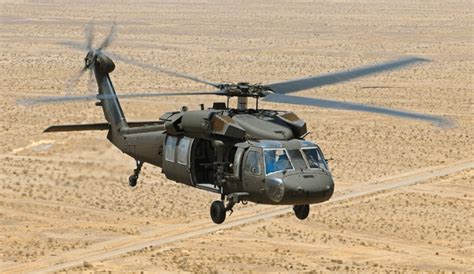 直-20喜讯不断！新疆军区首次列装 排气口新形态曝光_直升机