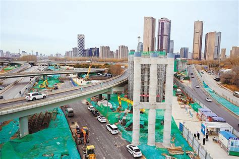 深圳：地铁6号线高架桥架设完成 铺轨工作稳步展开_广东频道_凤凰网