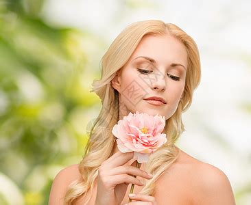 花女人图片