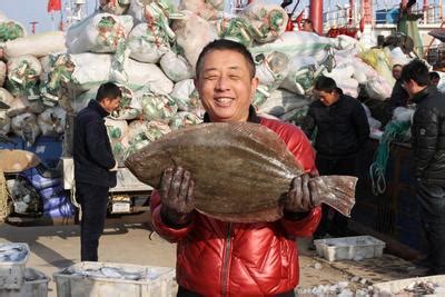 青岛早市 新鲜海货不多 养殖鸦片鱼18一斤 纯海捕野味还需等半月