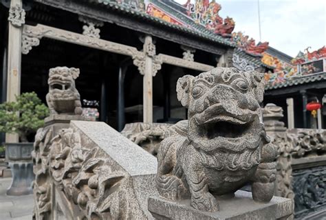 巧夺天工百年陈家祠，岭南建筑艺术之瑰宝，被誉为广州文化名片