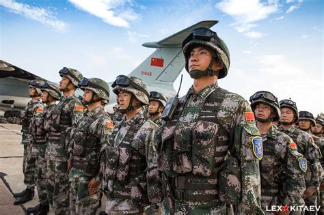 参加上海合作组织“和平使命-2018”演习的中国人民解放军陆军部队抵|上海合作组织|和平使命|基塔耶夫_新浪新闻