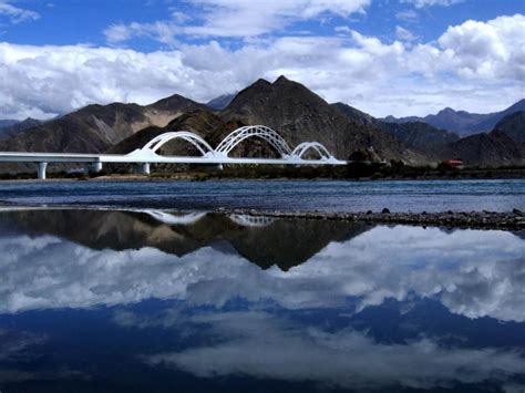 那曲—拉萨！世界上海拔最高的高速公路今天通车 - 中国民族宗教网