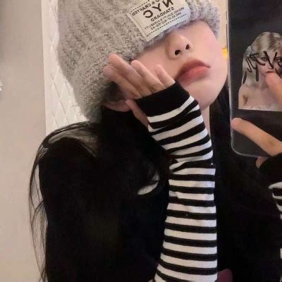 女生头像温柔带点丧