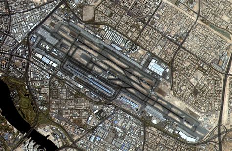 迪拜国际机场资源三号卫星融合影像__资源三号典型影像__GIS空间站-地理信息系统空间站