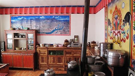 西藏昌都：千年盐井古盐田-人民图片网