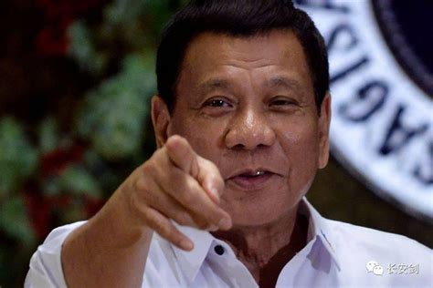 菲律宾总统对华态度是“一日三变”，怎么看待他的朝三慕四？