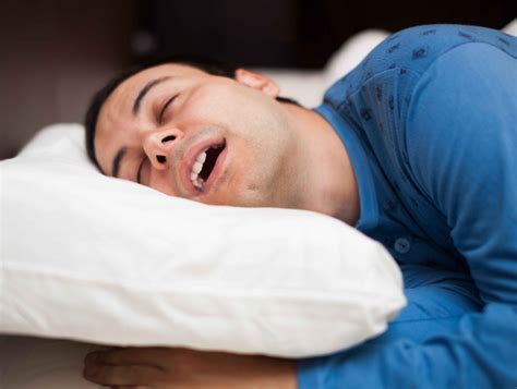 经常睡觉流口水是怎么回事？或是这4种疾病导致的，别忽视__凤凰网