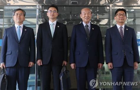 韩国向朝鲜通报板门店会谈代表团名单，统一部长任首席代表_我苏网