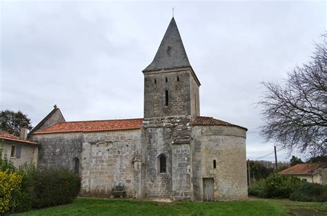 Photo à Saint-Georges-Antignac (17240) : Eglise Saint Pierre d
