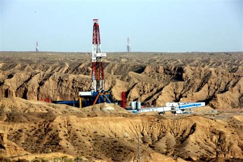 【能源保供 央企行动】中国石油塔里木油田向南疆累计供气突破500亿方_手机新浪网