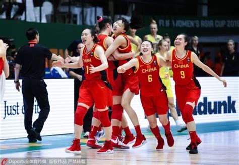 亚洲杯三连胜！中国女篮25年首胜澳大利亚队_文体社会_新民网