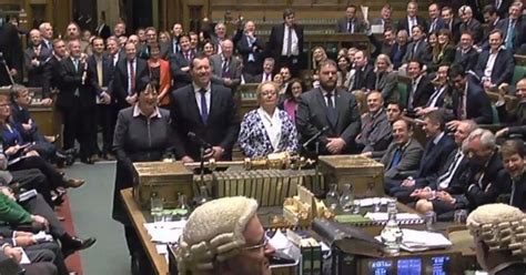 英国下议院重开 议员返回西敏宫_手机新浪网