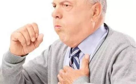 喉咙有痰，却总是咳不出咽不下？这样做，止咳化痰，告别喉咙不适