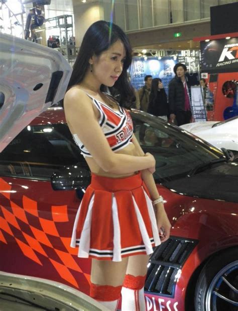 2018日本东京改装车展之美女车模: 盛产女优的国度车模就是不一样