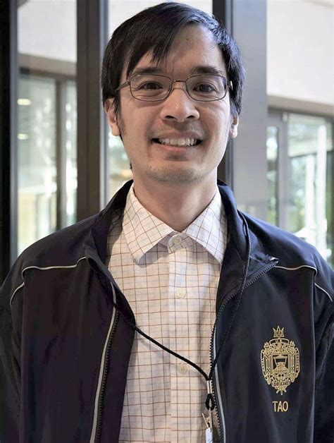 华裔天才数学家陶哲轩：31岁获菲尔兹奖，热爱和坚持比聪明更重要
