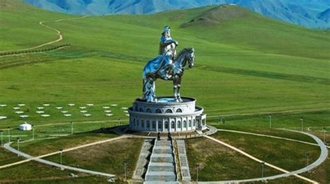 蒙古国成吉思汗雕像,海拉尔成吉思汗广场,成吉思汗像_大山谷图库