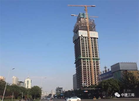 “中国第一高楼”主楼高度即将突破200米-房屋建筑-图纸交易网