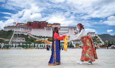 Tibet’s Ranwu Lake is picture-perfect in summer | govt.chinadaily.com.cn