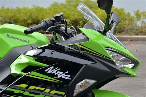 #川崎ninja400#23款到底是绿色好看还是黑色好看？想做个调查_摩托车社区_易车社区