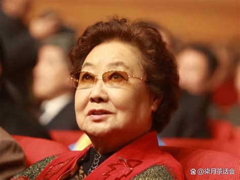 中国4大女歌唱家：关牧村66岁，德德玛72岁，她81岁...