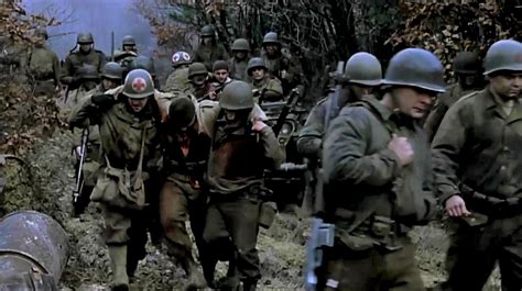 推荐十部经典的战争电影，二战经典影片《狂怒》一定要看