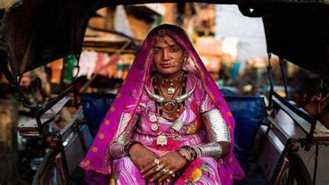 中国小伙娶印度美女为妻, 印度新娘面对这婚礼场面不知所措|印度|新娘|婚礼_新浪新闻