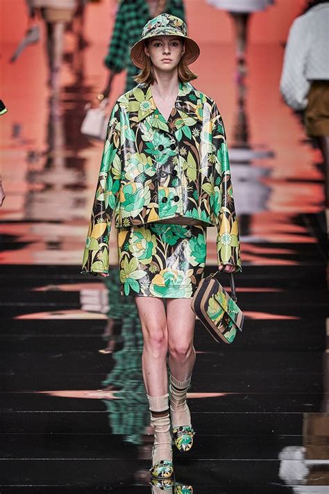 意大利时尚品牌Elisabetta Franchi 2017春… - 堆糖，美图壁纸兴趣社区