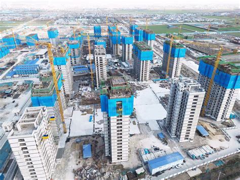 河南省辉县市城南灾后重建安置区项目主体结构全面封顶