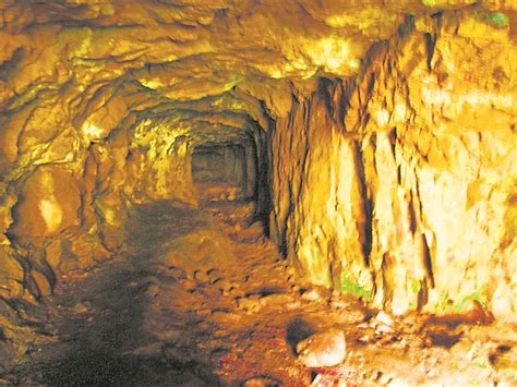 夺命矿洞：三门峡废弃金矿遭遇非法“洗洞”已致7死|金矿|三门峡市_新浪新闻