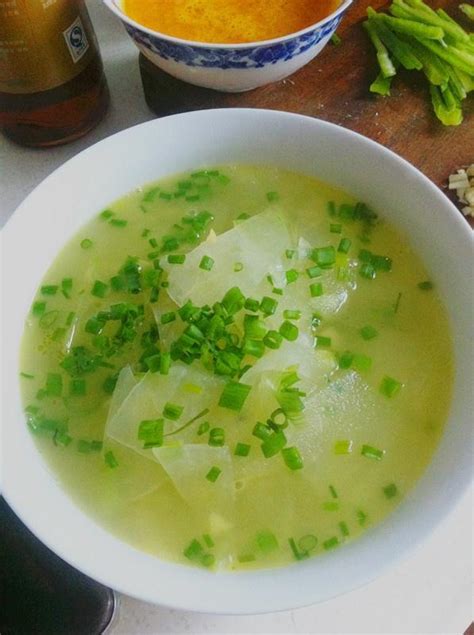 冬瓜玉米排骨汤的做法_冬瓜玉米排骨汤的做法。_菜谱_美食天下