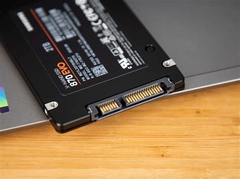 SATA和M2接口SSD固态硬盘怎么选？本篇带你看明白__凤凰网