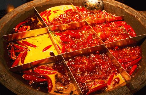 4 种自制火锅汤底、 7 款私藏火锅底料！让你在家就能吃到火锅店的味道_凤凰网