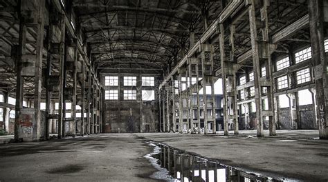 空荡的破旧工厂高清图片下载-正版图片503128823-摄图网