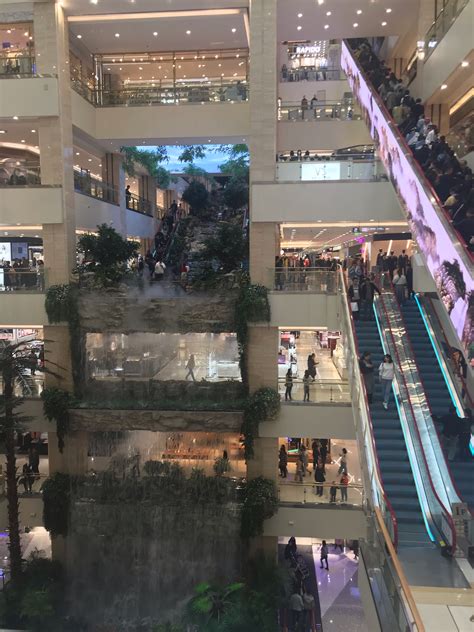 西安赛格国际购物中心开业含全球最大室内瀑布_联商网
