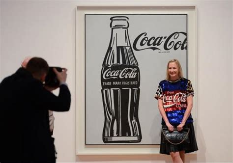 安迪·沃霍尔的可口可乐瓶画作为什么能拍出 5730 万美金的高价？ - 知乎