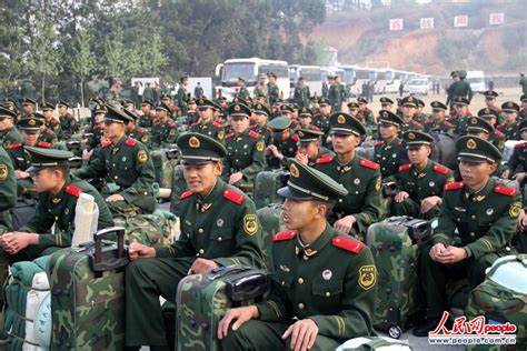 新兵入列！从新训旅到老连队，地导新兵初识战位 - 中华人民共和国国防部