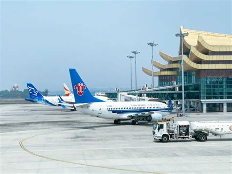 西双版纳机场单日旅客吞吐量超2万人次_云南省交通运输厅