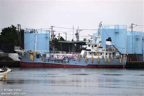Ship KATSU MARU NO.5 (Oil Products Tanker) Registered in - Vessel ...